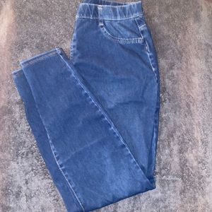 Time & Tru Denim Jeggings - Size L (12-14)